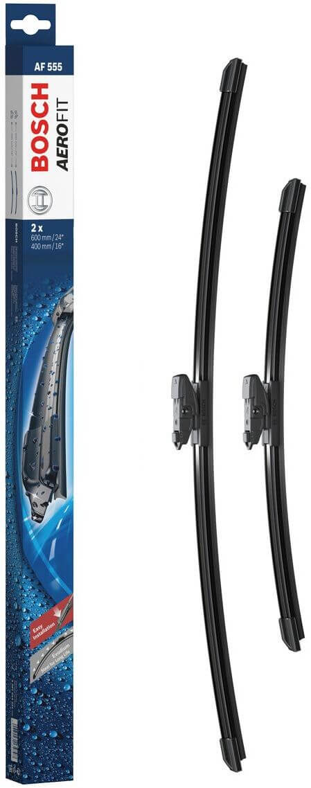 Die Packung und die Wischerblätter des Scheibenwischer-Sets Bosch AF 555 für den Audi A1 1. Gen im Detail - einmal das 60cm Wischerblatt und einmal das 40cm Wischerblatt Die Packung und die Wischerblätter des Scheibenwischer-Sets Bosch AF 555 für den AUDI S1 Sportback 1. Gen im Detail - einmal das 60cm Wischerblatt und einmal das 40cm Wischerblatt