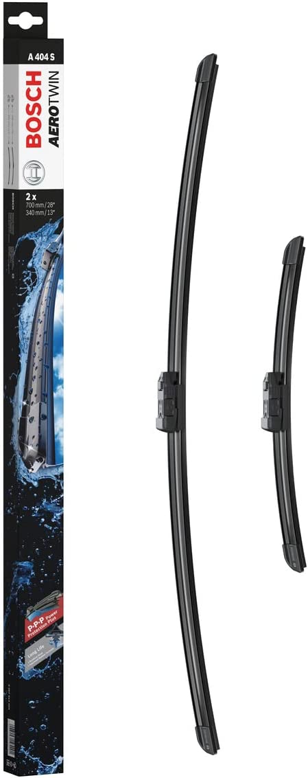 Die Packung und die Wischerblätter des Scheibenwischer-Sets Bosch A 404 S für den FORD Fiesta 8. Gen im Detail - einmal das 70cm Wischerblatt und einmal das 34cm Wischerblatt