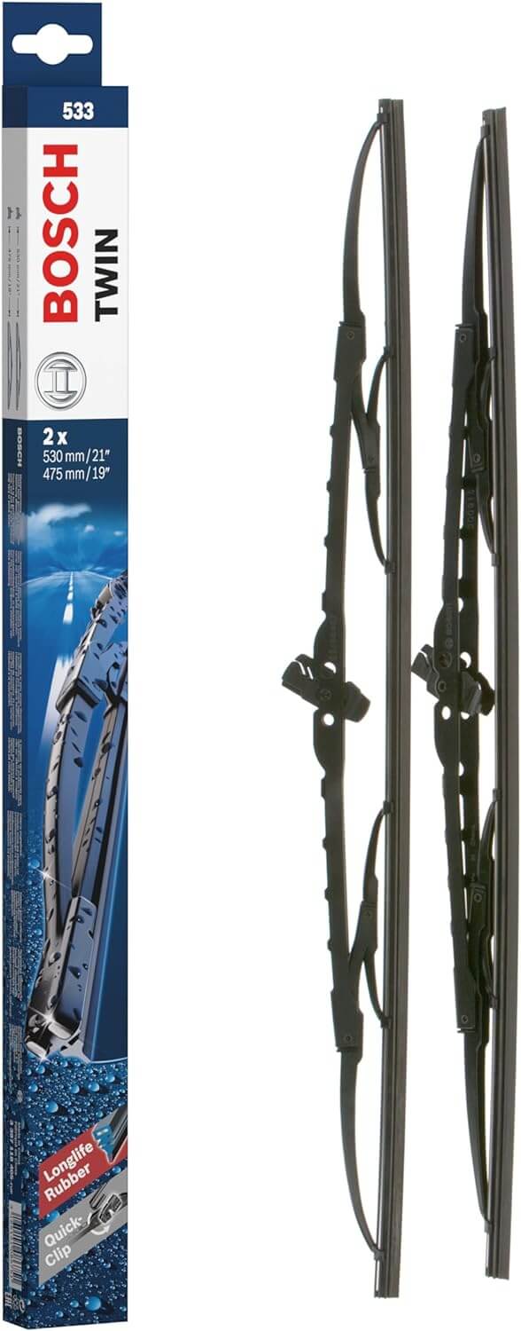 Die Packung und die Wischerblätter des Scheibenwischer-Sets Bosch 533 für den FIAT Coupé 1. Gen im Detail - einmal das 53cm Wischerblatt und einmal das 47,5cm Wischerblatt