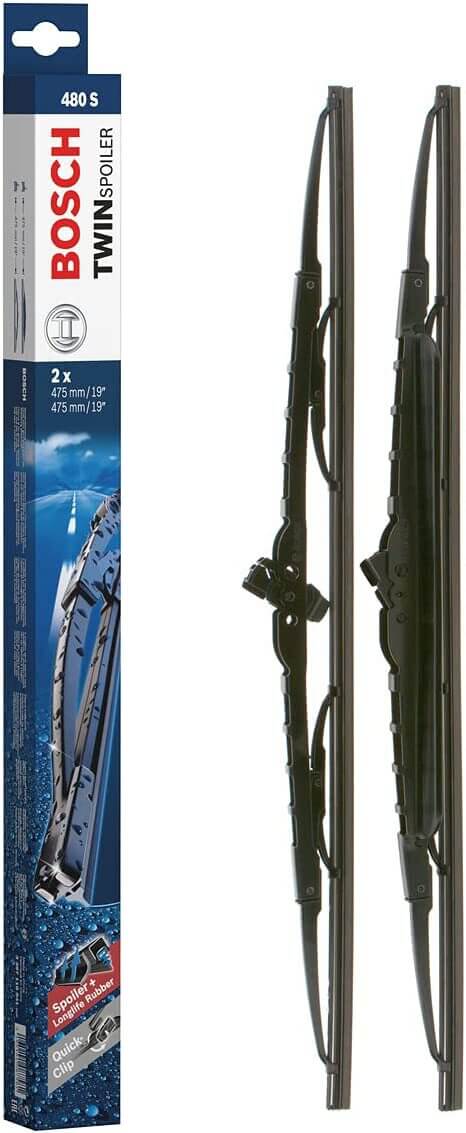 Die Packung und die Wischerblätter des Scheibenwischer-Sets Bosch 480 S für den Mazda 121 im Detail - zweimal das 47,5cm Wischerblatt Die Packung und die Wischerblätter des Scheibenwischer-Sets Bosch 480 S für den MAZDA 121 im Detail - zweimal das 47,5cm Wischerblatt