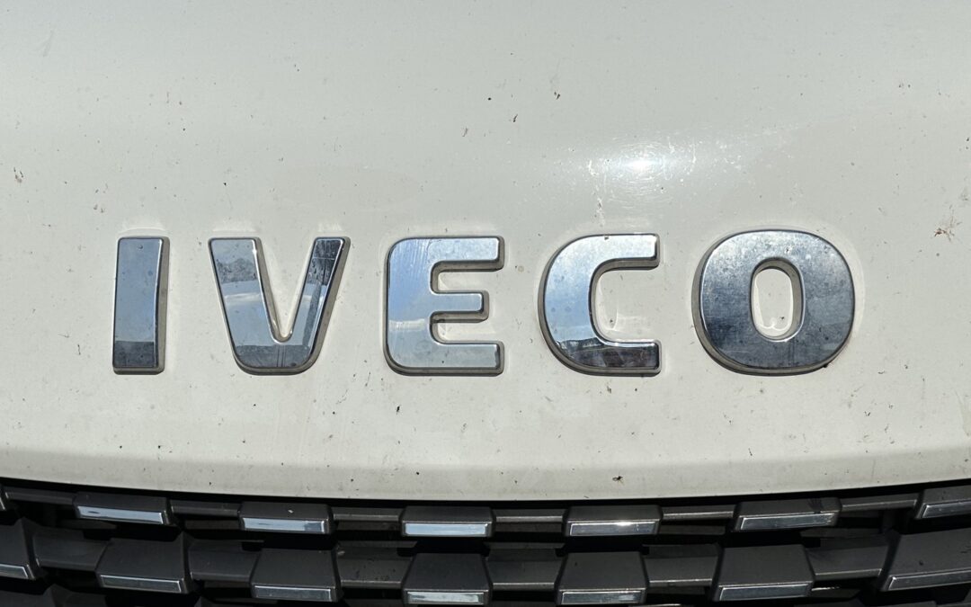 Scheibenwischer vorne oder hinten deines IVECO wechseln Welches ist der korrekte Scheibenwischer für die Frontscheibe oder Heckscheibe